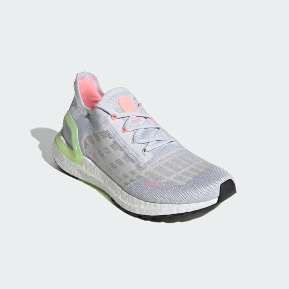 Adidas Women's Grey ULTRABOOST shoes Size